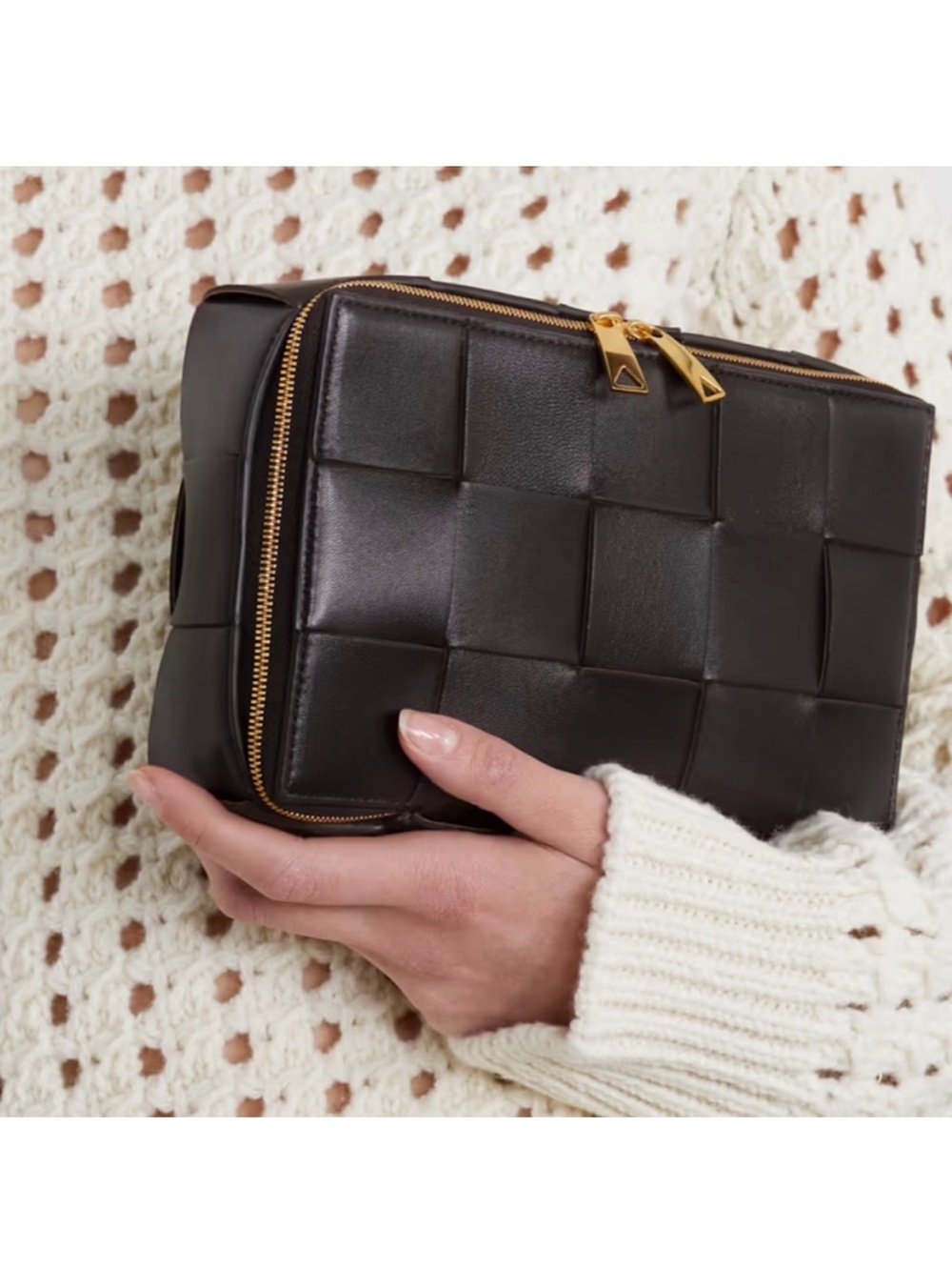 Rare Bottega Veneta Intrecciato Cassette Travel Case Fondant NWT + Dust Bag Auth